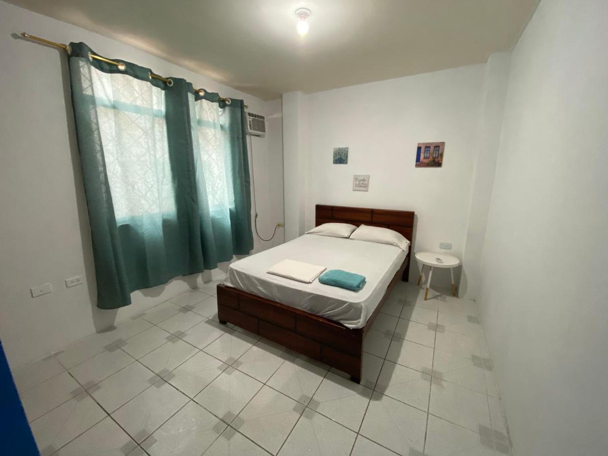 Playa Suites, Cerca Del Malecon Manta Exterior photo