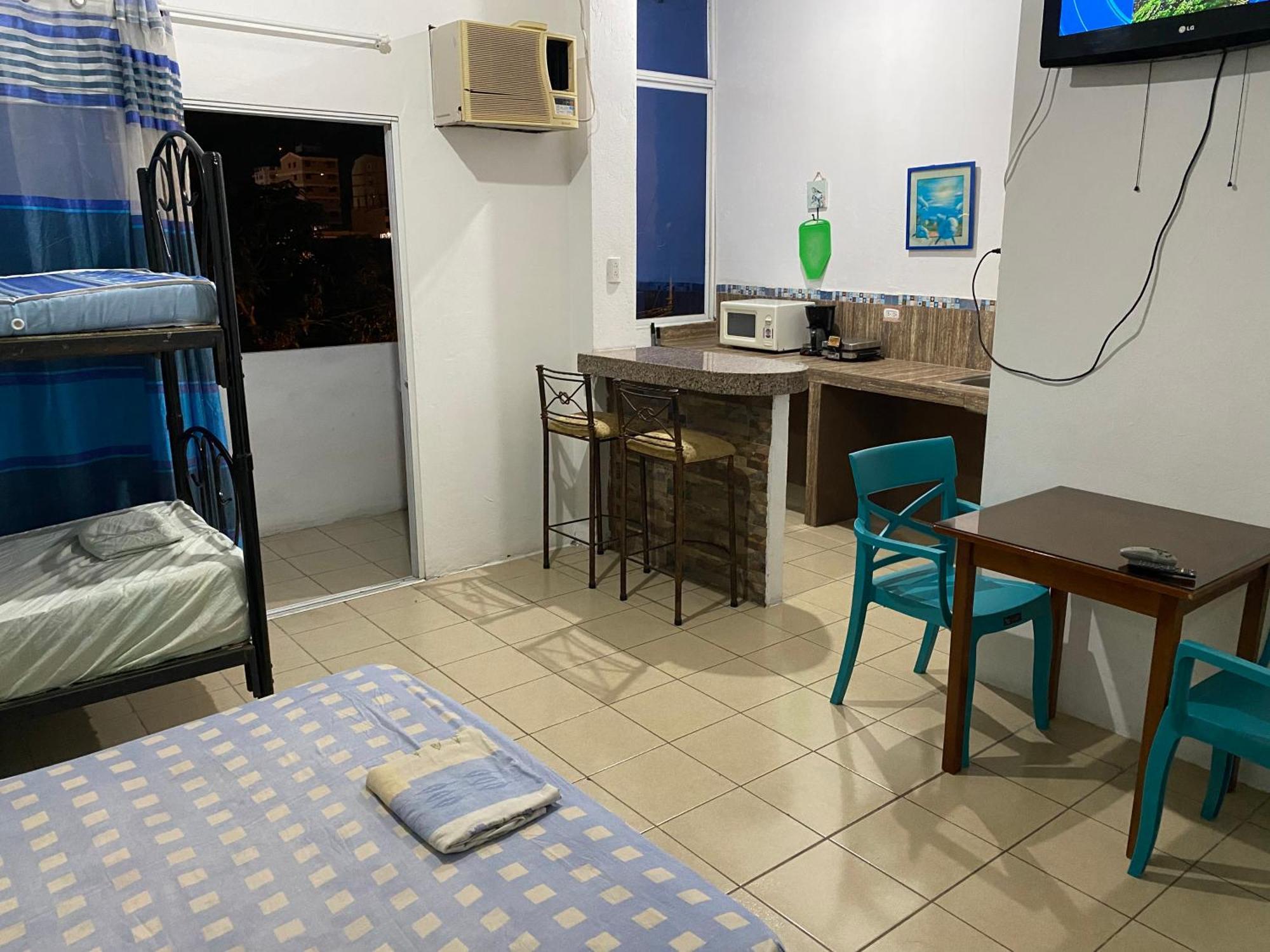 Playa Suites, Cerca Del Malecon Manta Exterior photo